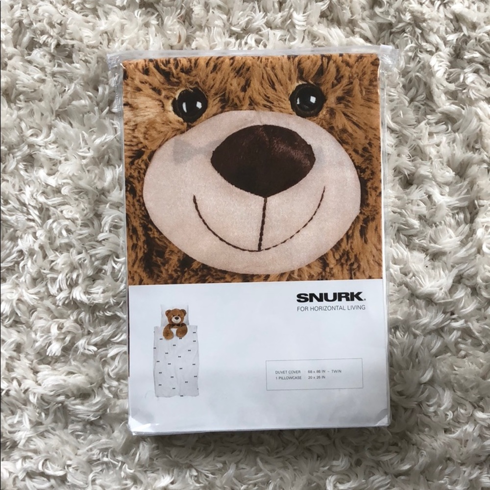 Snurk Duvet Cover and Pillowcase